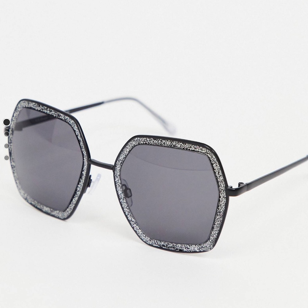 AJ MORGAN black hexagon sunglasses with glitter